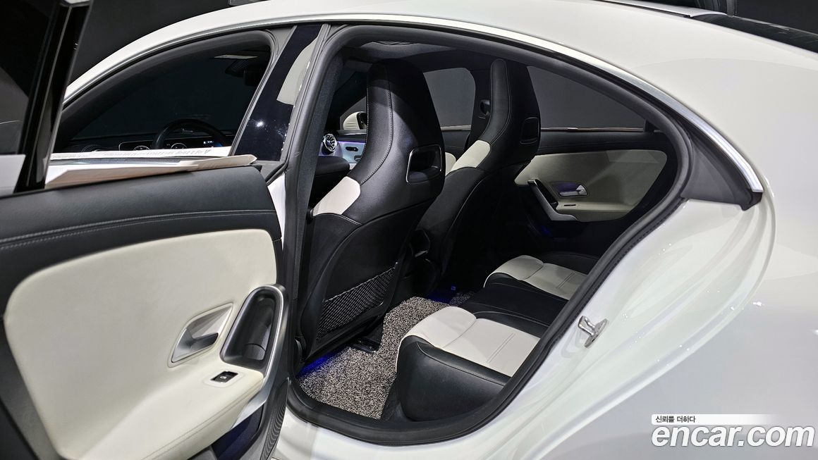 Mercedes-Benz CLA-Class 2020