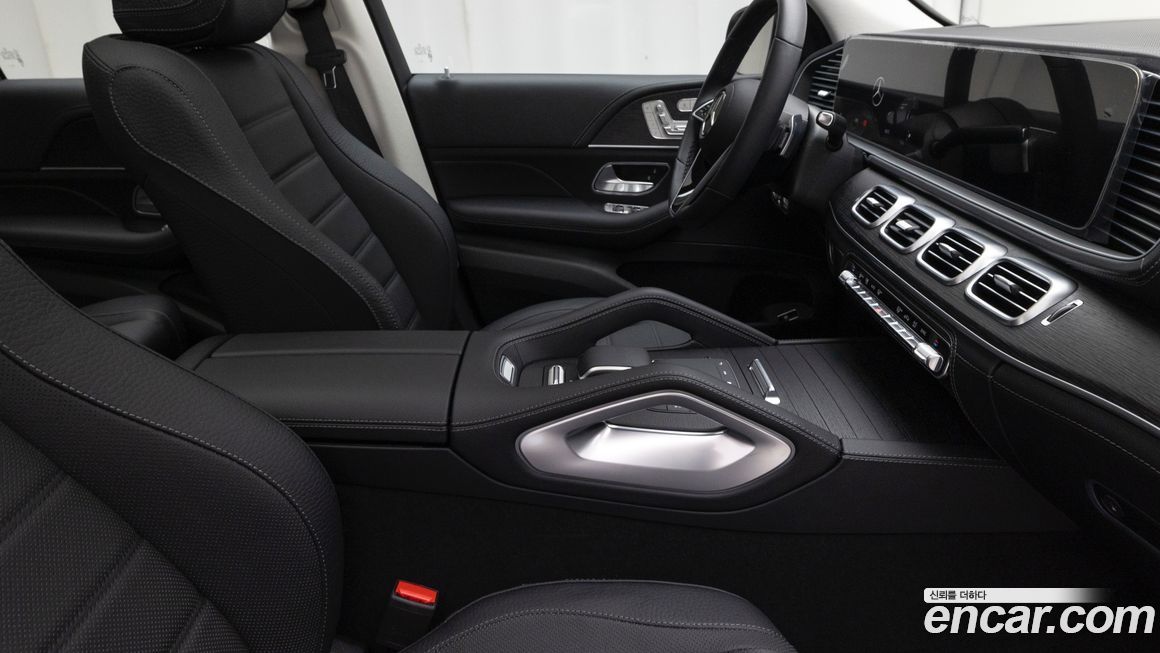 Mercedes-Benz GLE-Class 2025