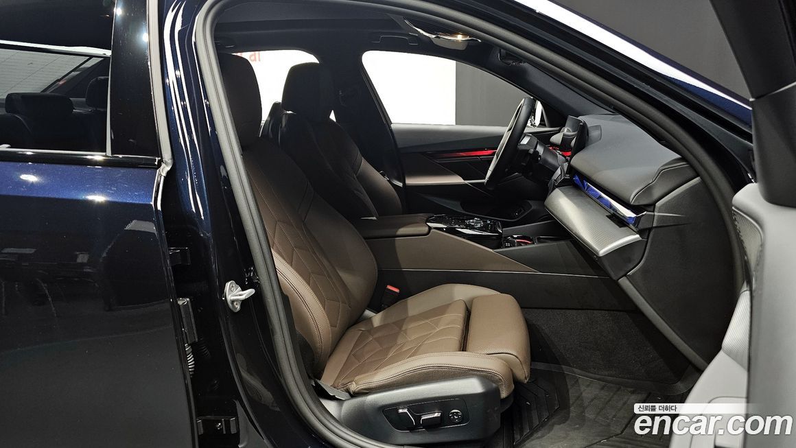 BMW i5 2025