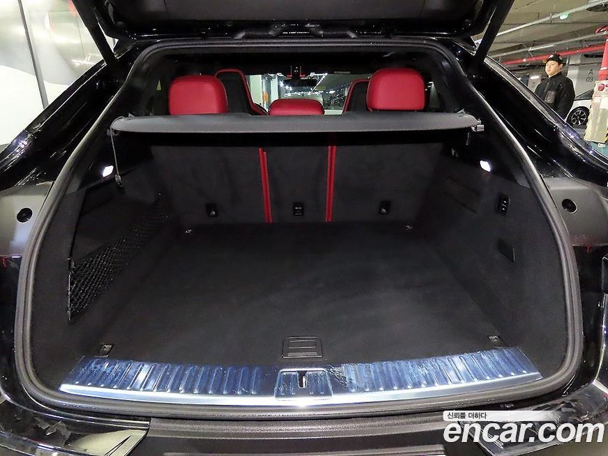 Porsche Cayenne 2021