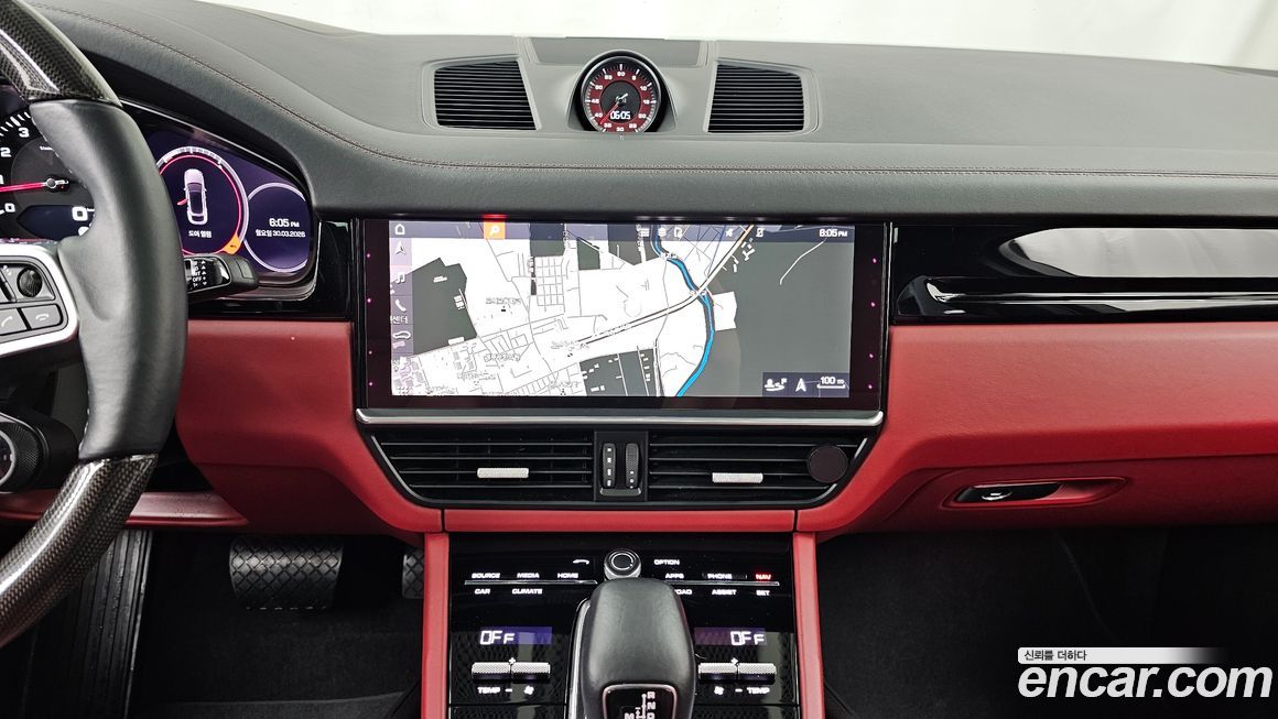 Porsche Cayenne 2021