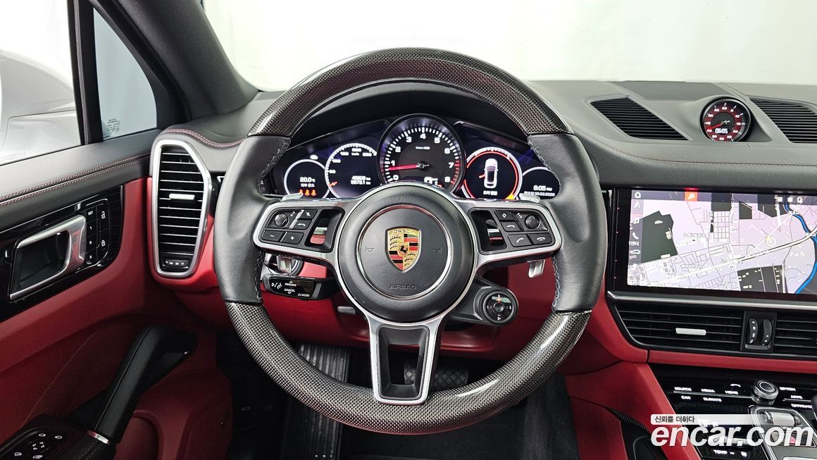 Porsche Cayenne 2021