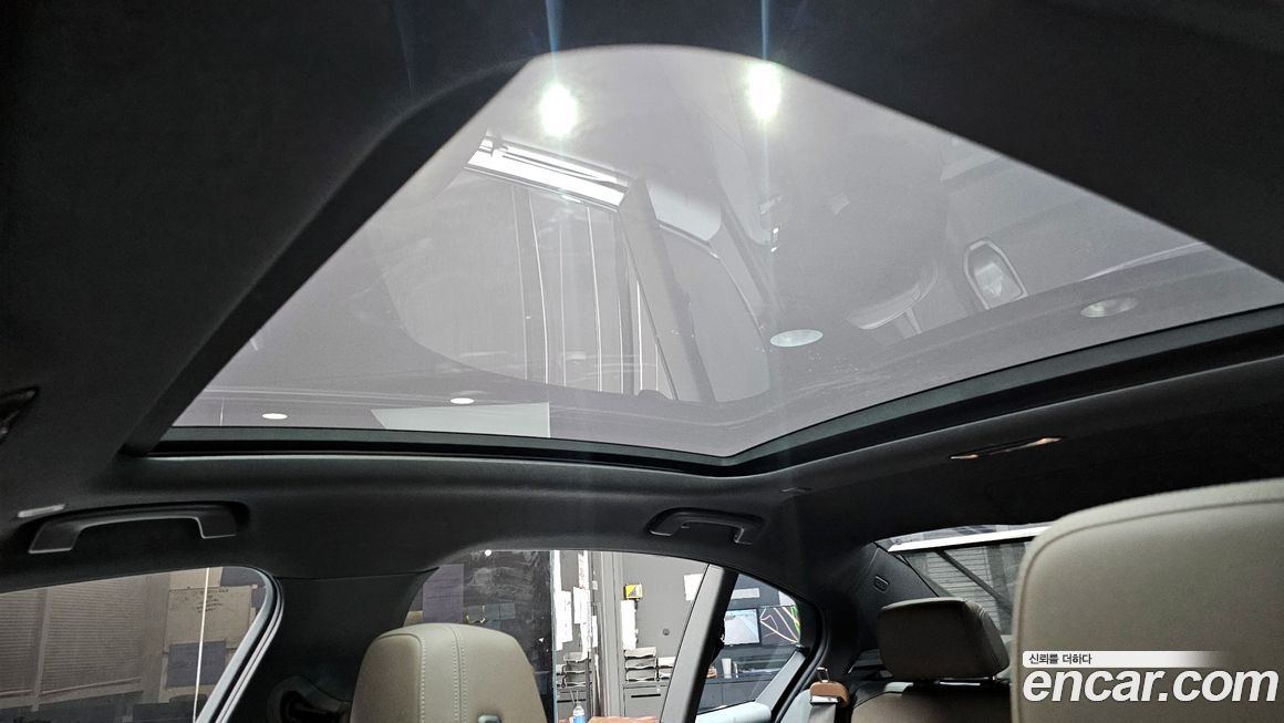 BMW i5 2025