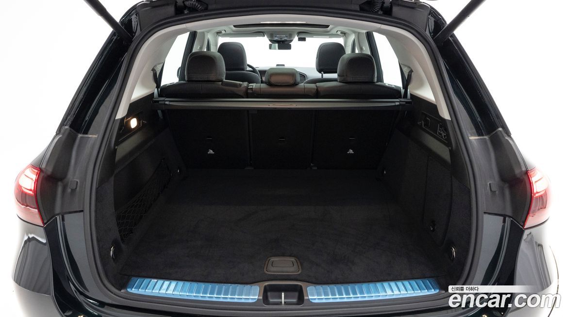 Mercedes-Benz GLE-Class 2025