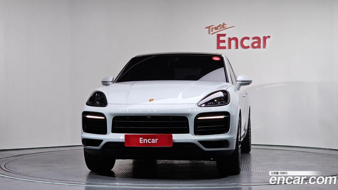 Porsche Cayenne 2021