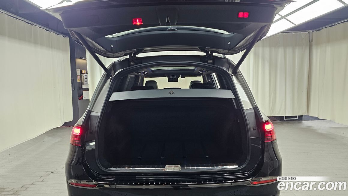 Mercedes-Benz GLS-Class 2024