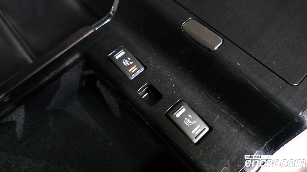 Renault-KoreaSamsung SM7 2012