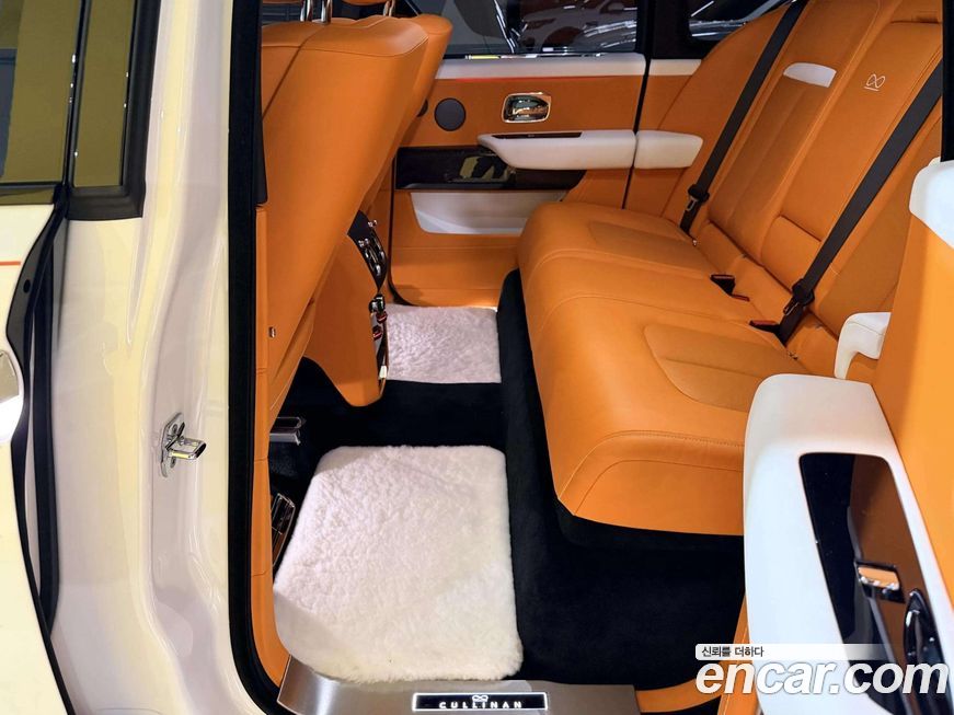 Rolls-Royce Cullinan 2022