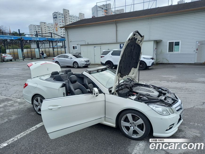 Mercedes-Benz E-Class 2011