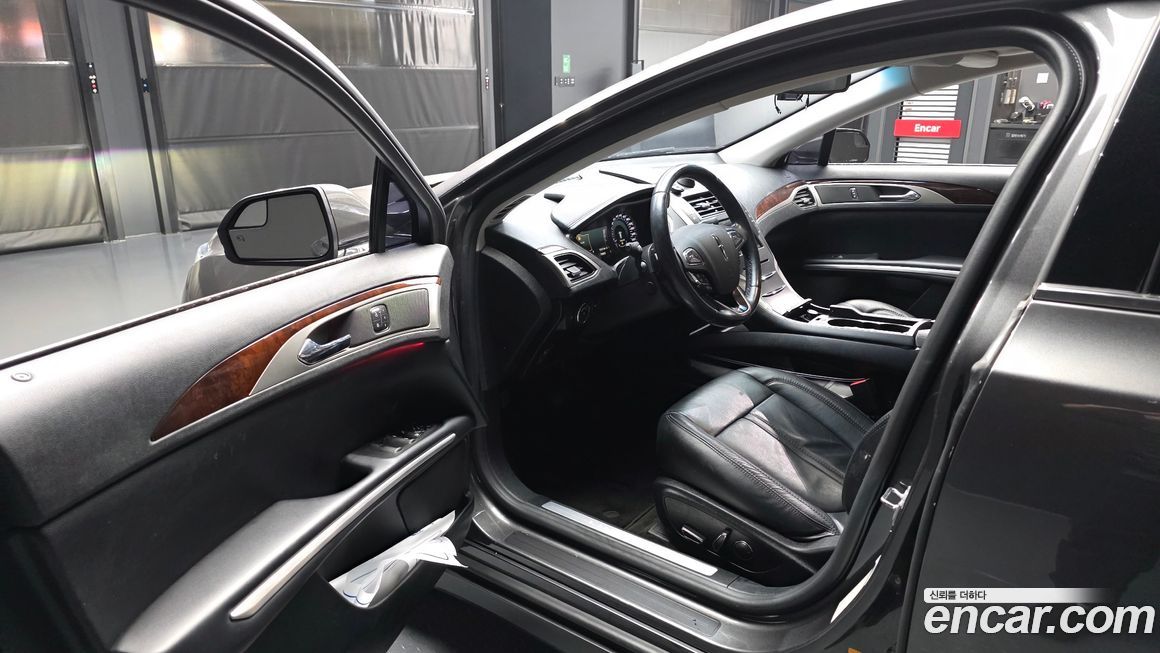Lincoln MKZ 2016