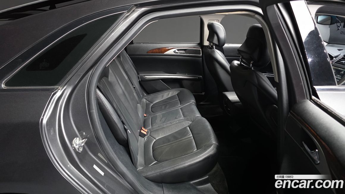 Lincoln MKZ 2016