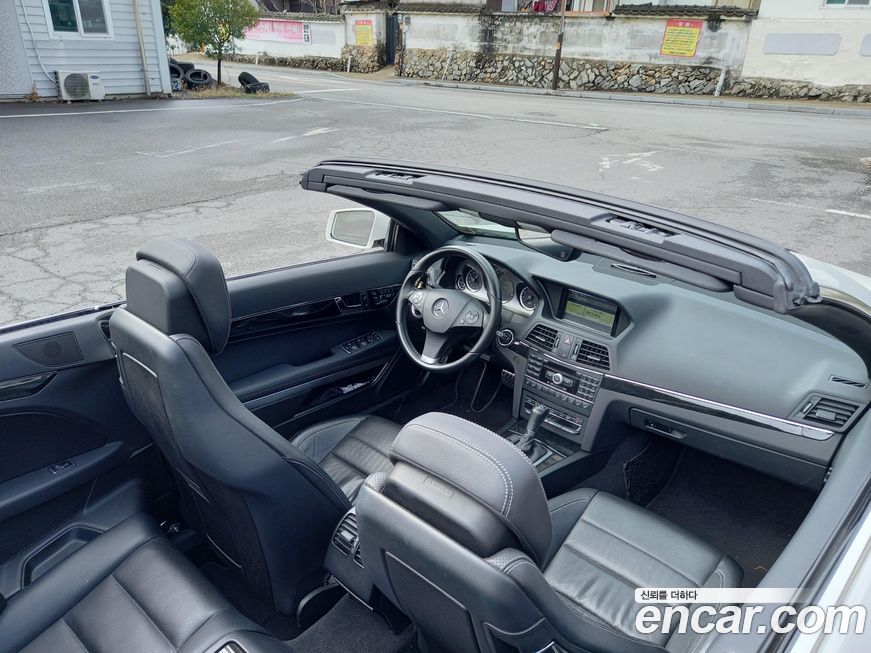 Mercedes-Benz E-Class 2011