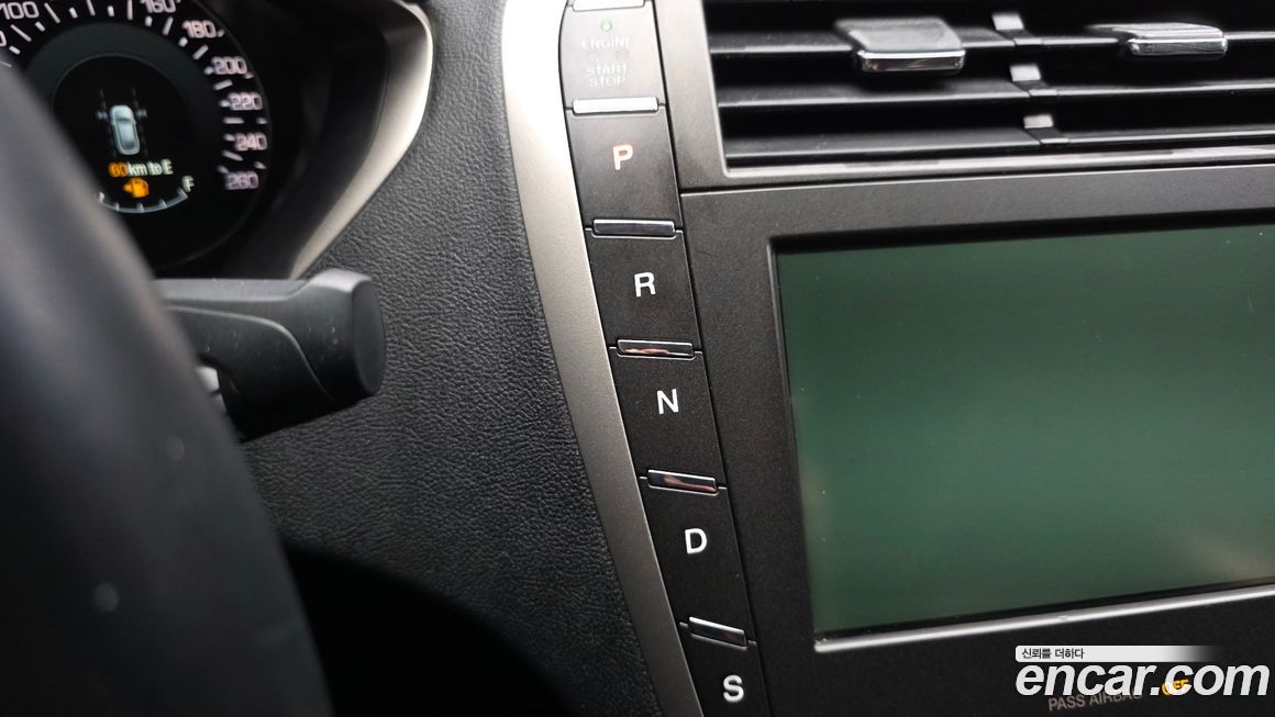 Lincoln MKZ 2016