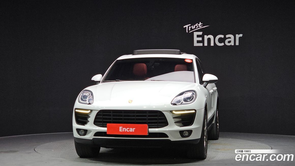 Porsche Macan 2015