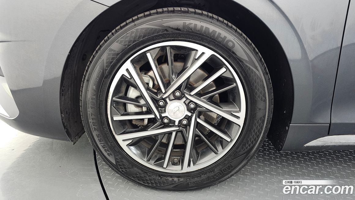 Hyundai Grandeur 2020