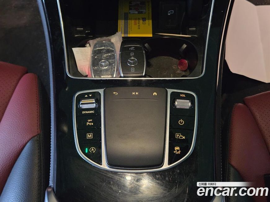 Mercedes-Benz GLC-Class 2021