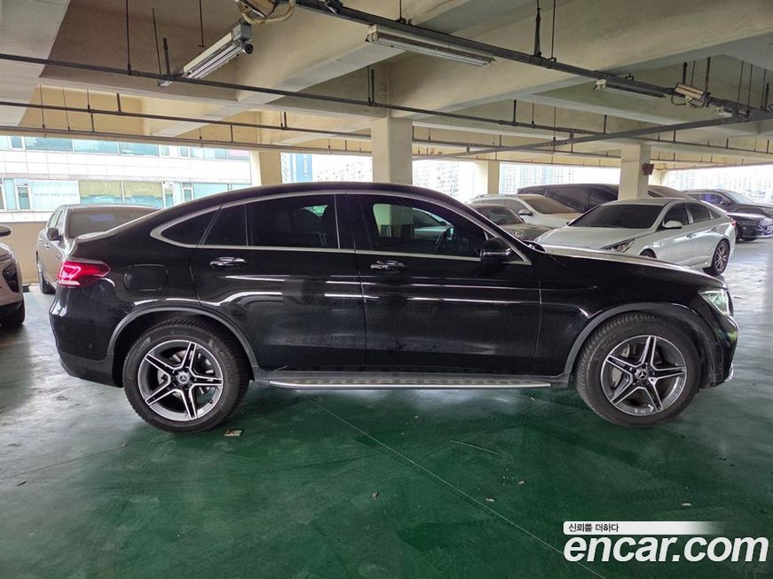 Mercedes-Benz GLC-Class 2021