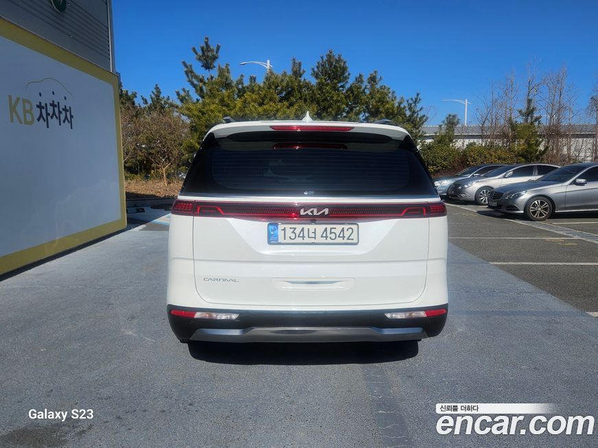 Kia Canival 2023