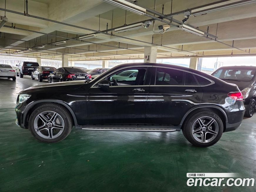 Mercedes-Benz GLC-Class 2021