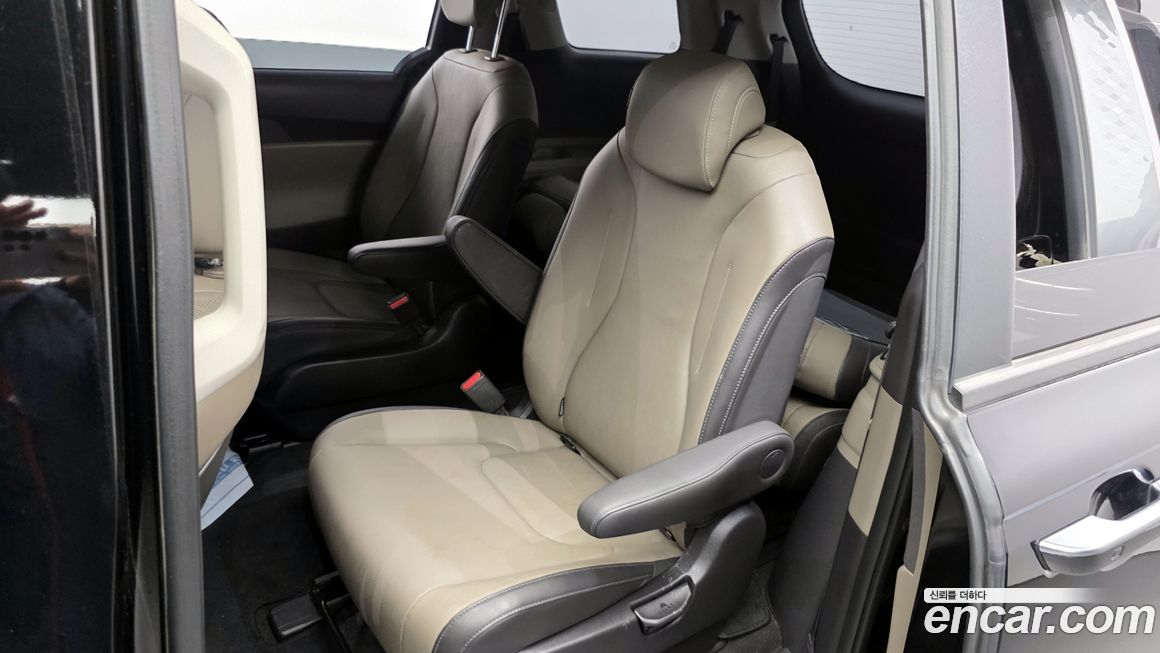 Kia Canival 2024
