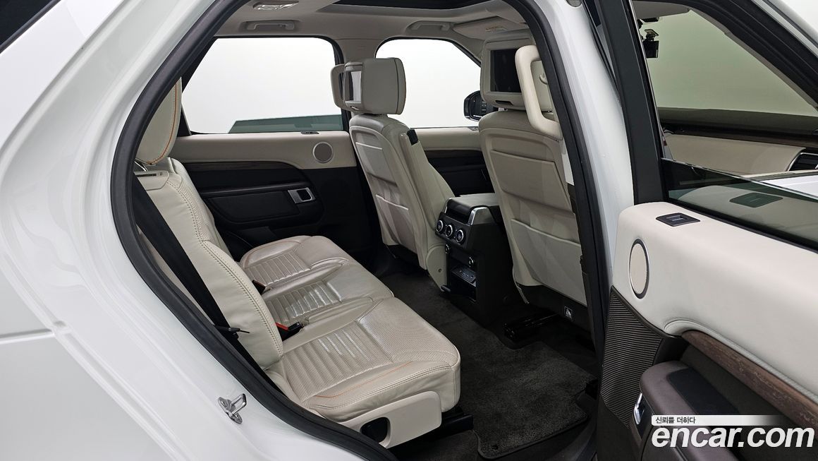 Land Rover Discovery 2018