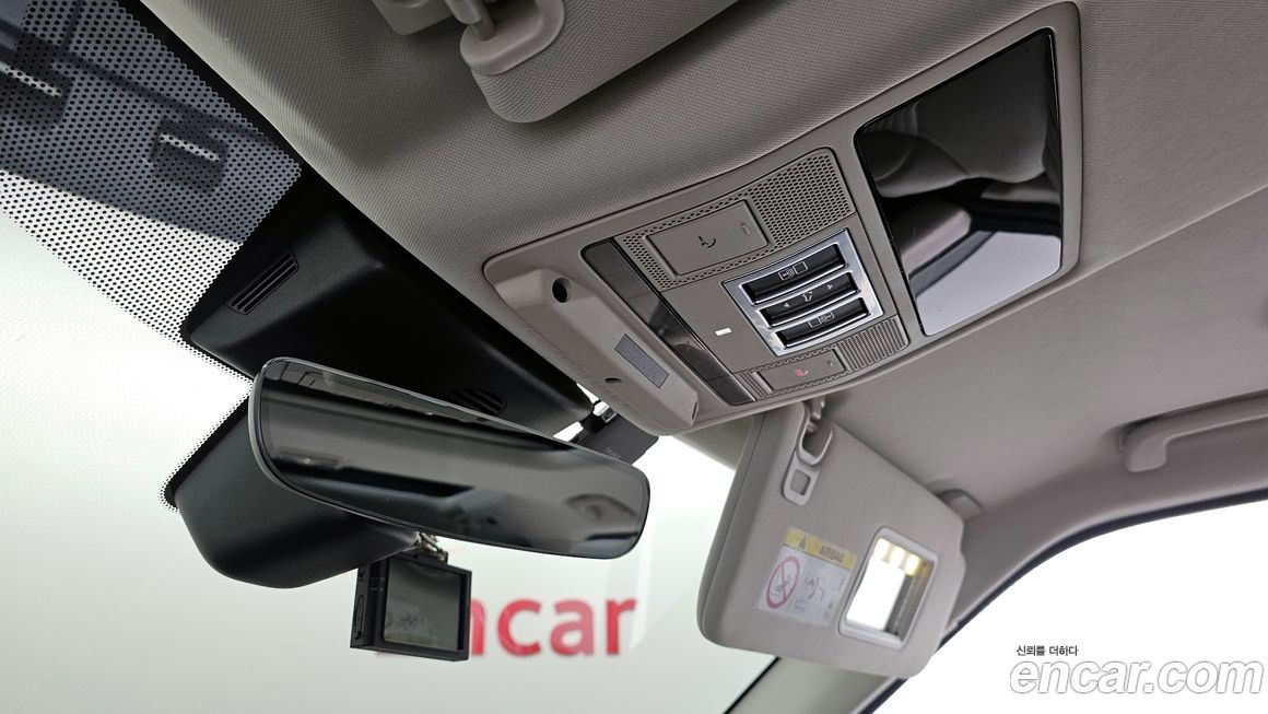 Land Rover Discovery 2018