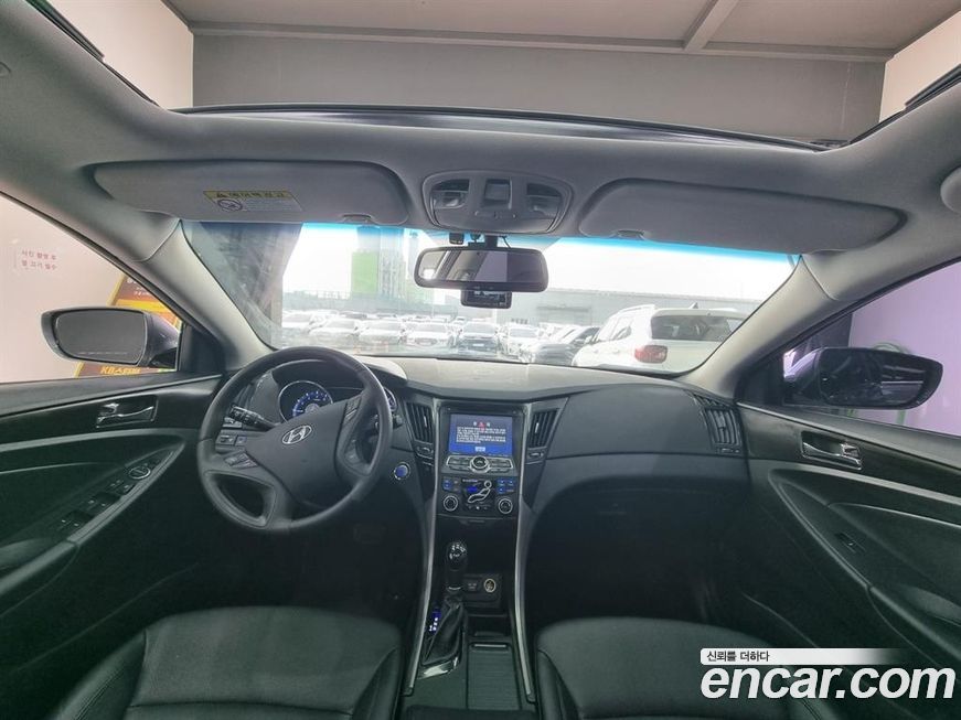 Hyundai Sonata 2012