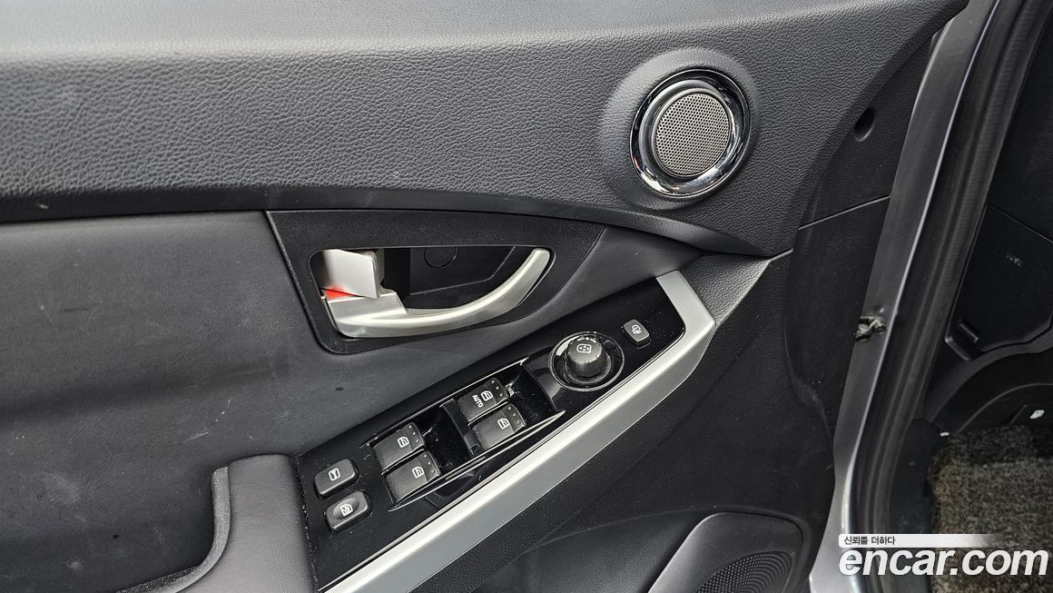 KG_Mobility_Ssangyong KORANDO 2015