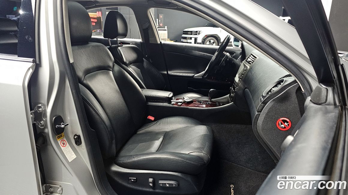 Lexus IS 2008