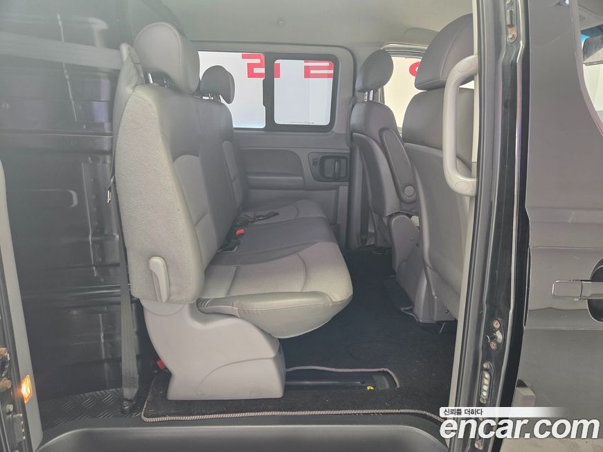 Hyundai Starex 2011