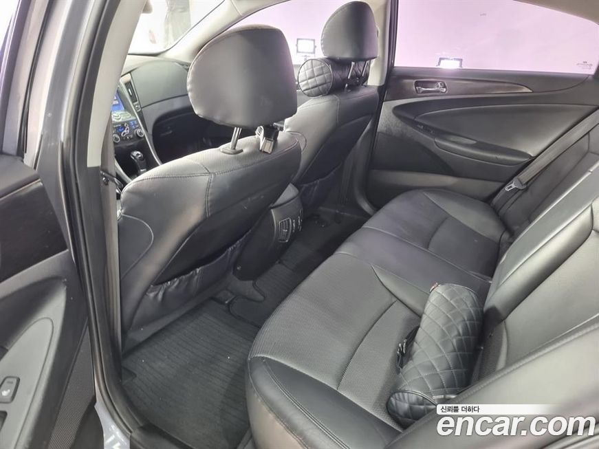 Hyundai Sonata 2012