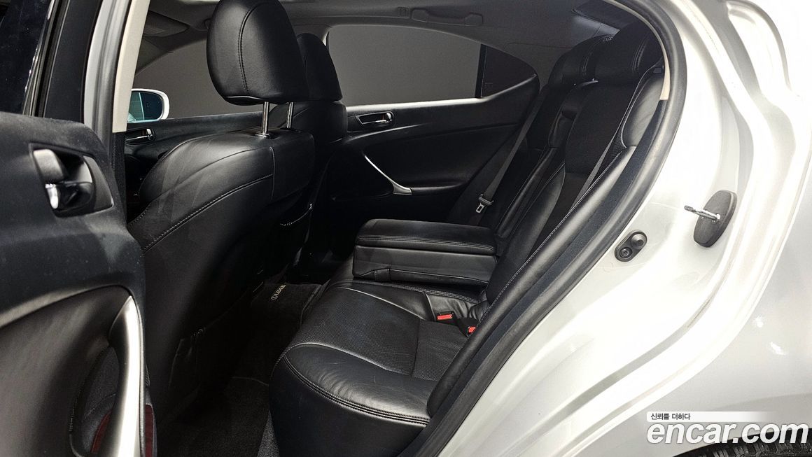Lexus IS 2008