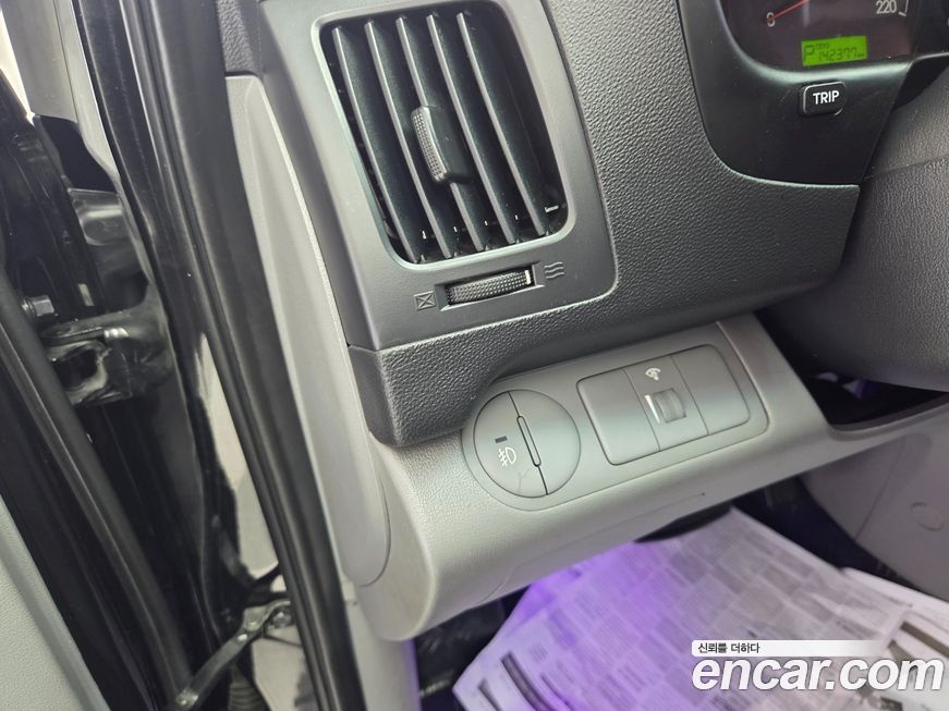 Hyundai Starex 2011
