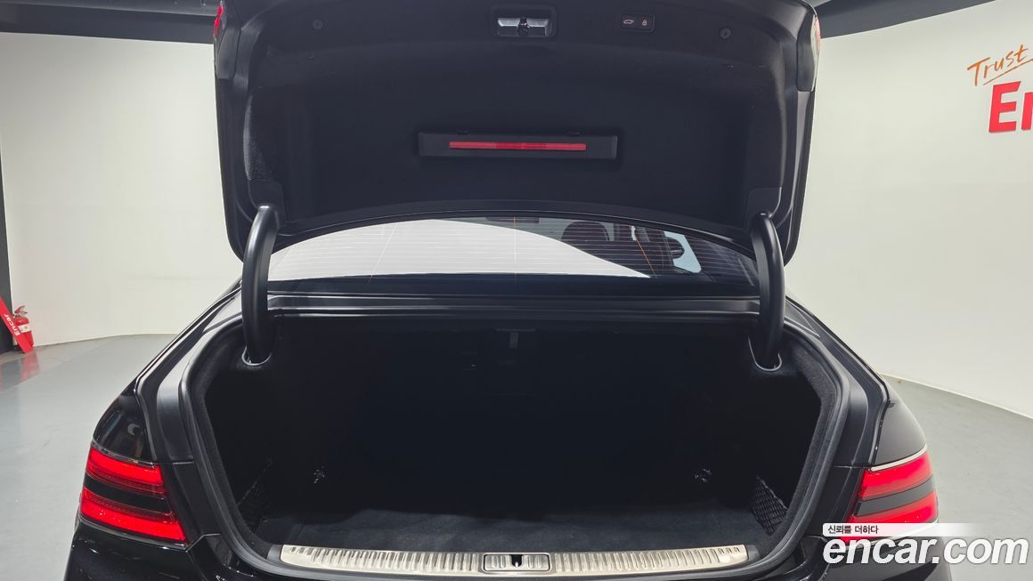 Genesis G90 2019