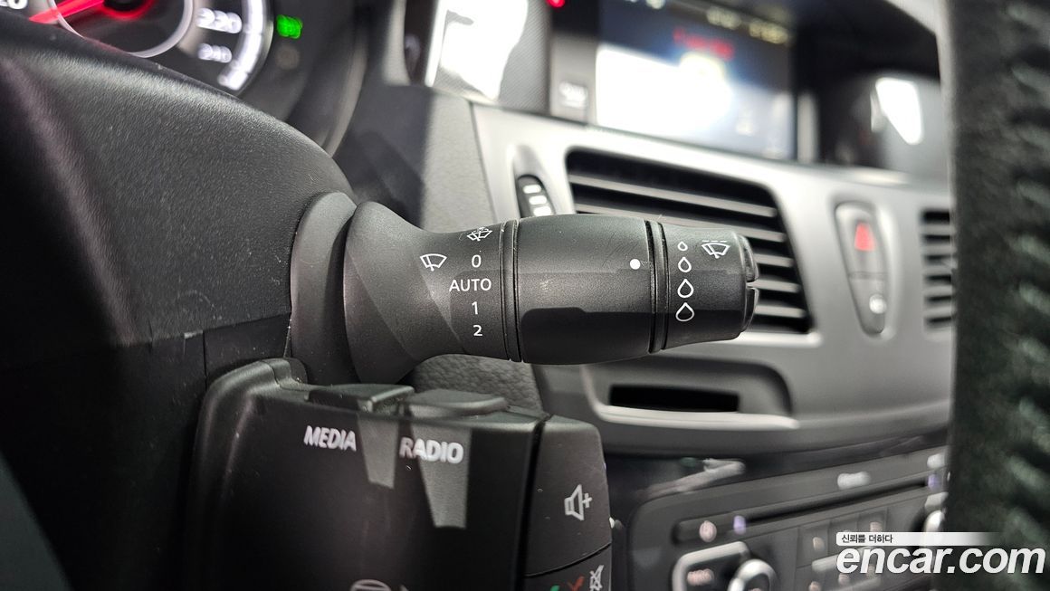 Renault-KoreaSamsung SM5  2016