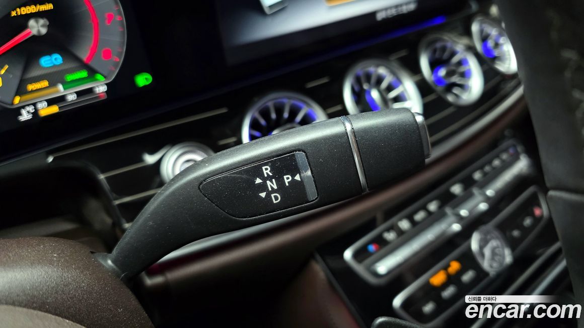 Mercedes-Benz CLS-Class 2019