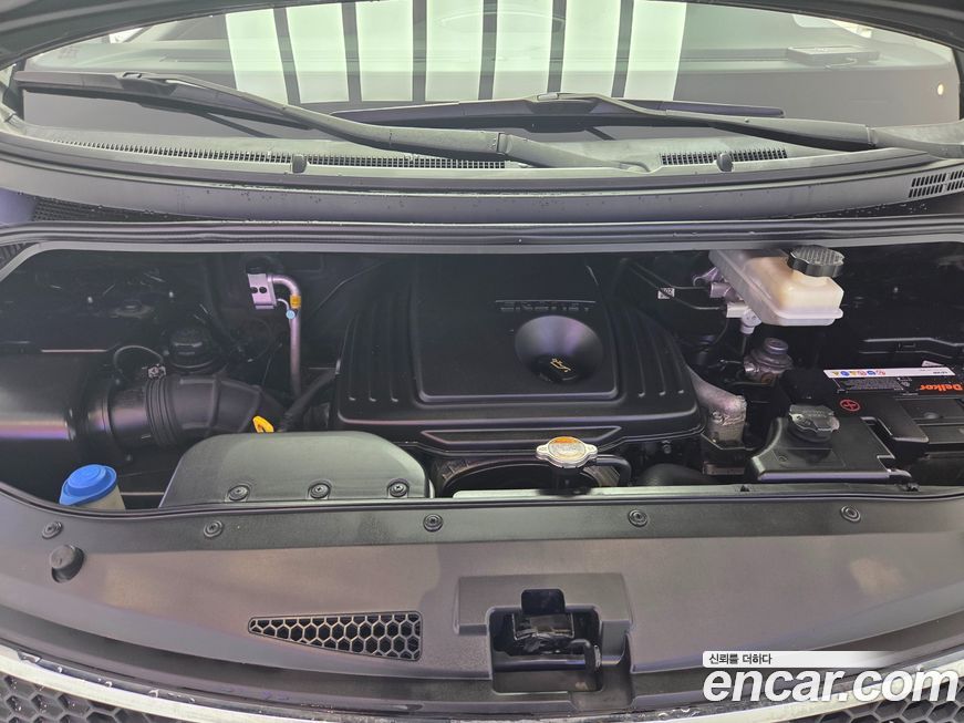 Hyundai Starex 2011