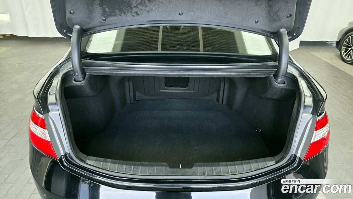 Hyundai Grandeur 2014