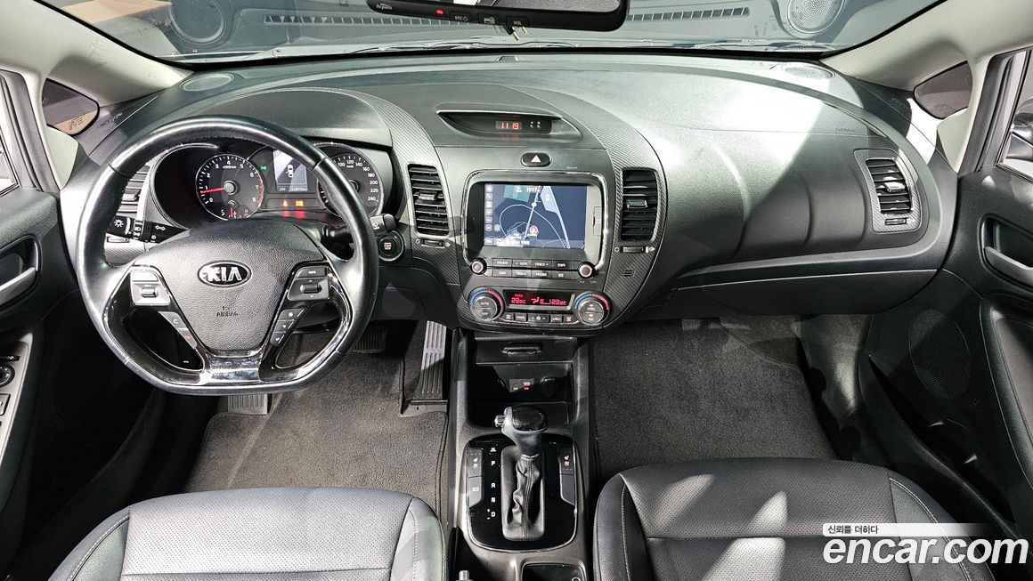 Kia K3 2016