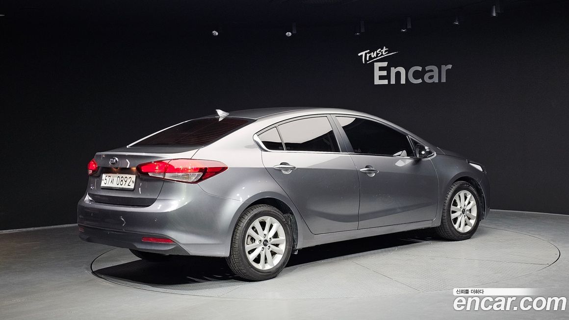 Kia K3 2016
