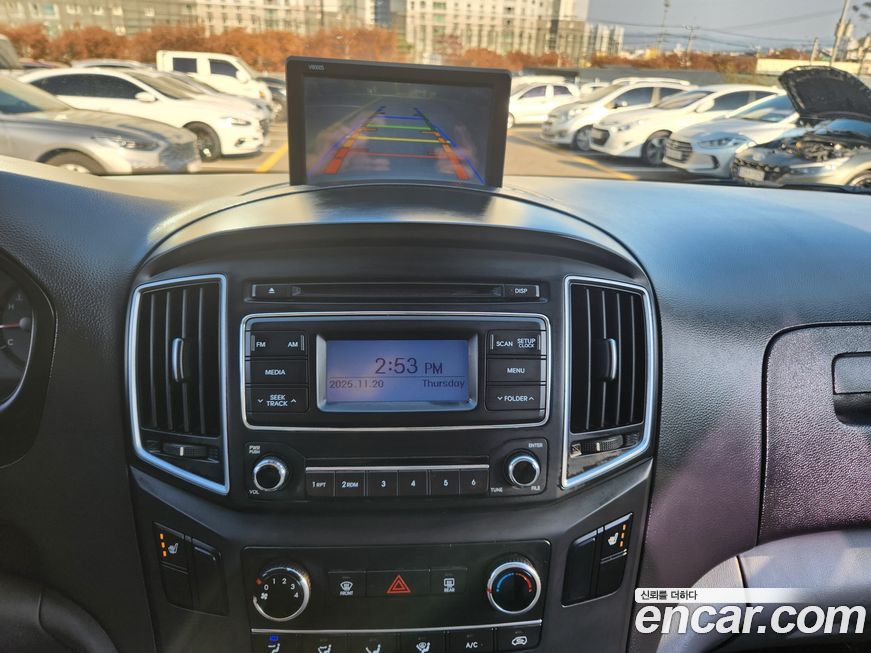 Hyundai Starex 2016
