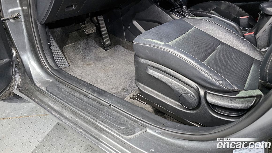Kia K3 2016