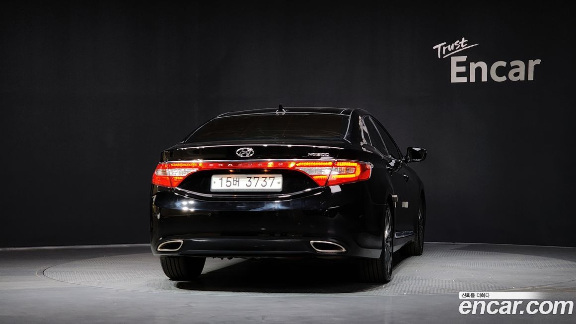 Hyundai Grandeur 2014