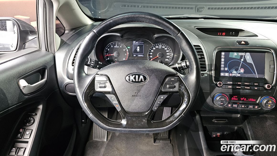 Kia K3 2016