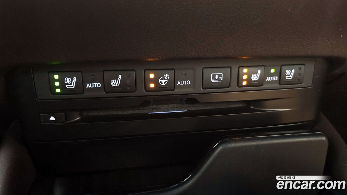 Lexus ES 2019