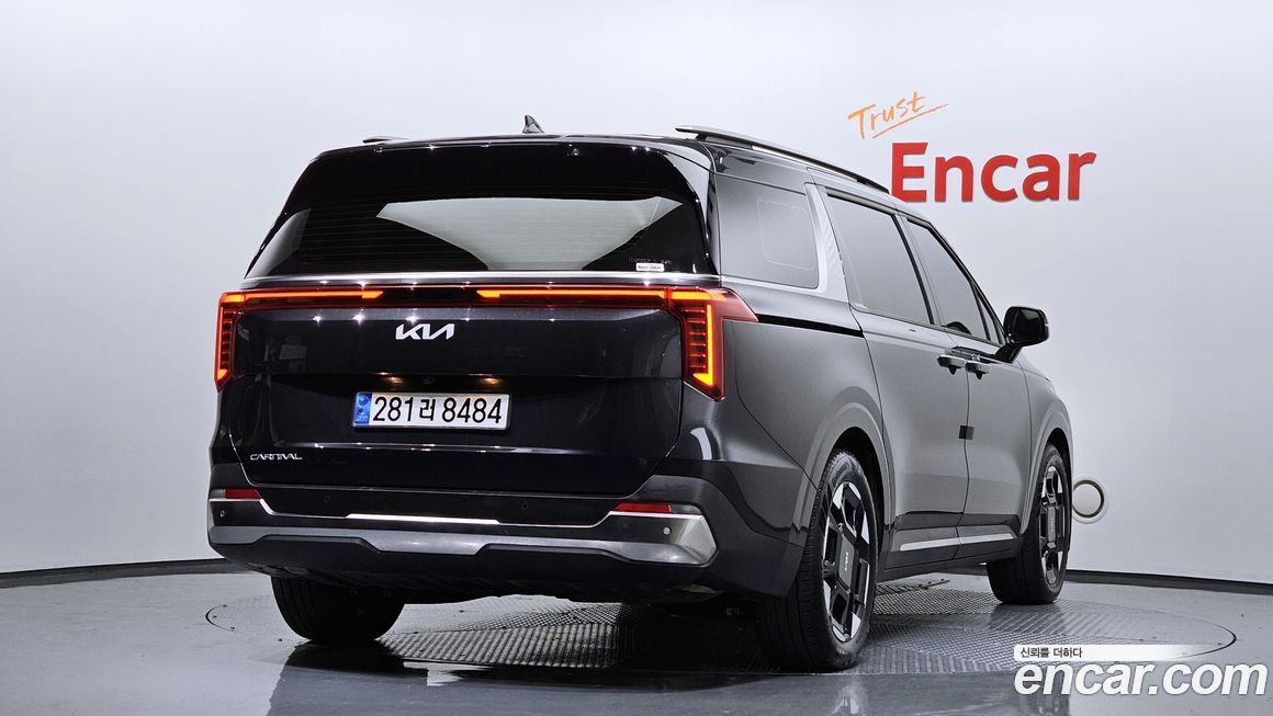 Kia Canival 2024