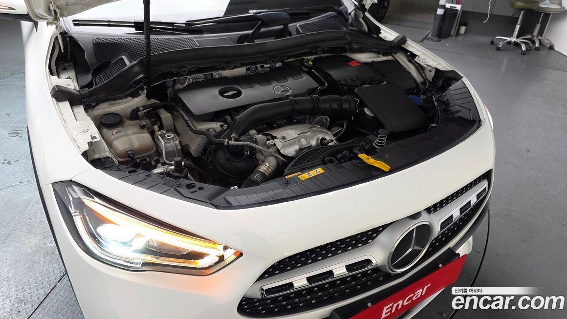 Mercedes-Benz GLA-Class 2023