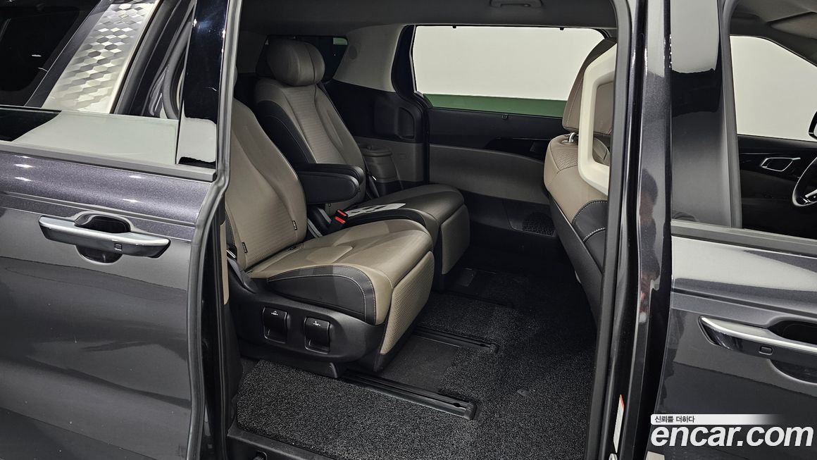 Kia Canival 2024