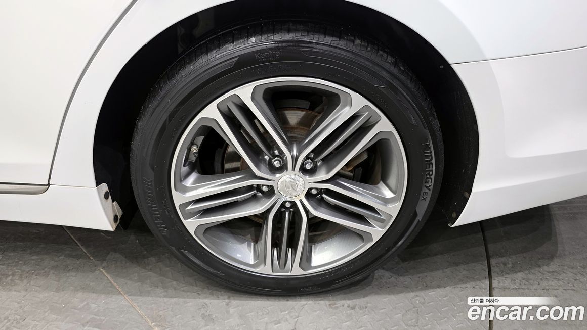 Hyundai Grandeur 2017