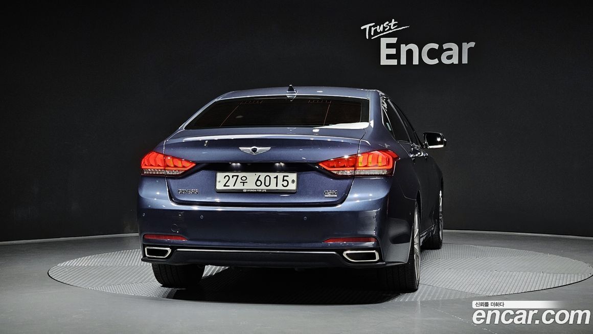 Hyundai Genesis 2016